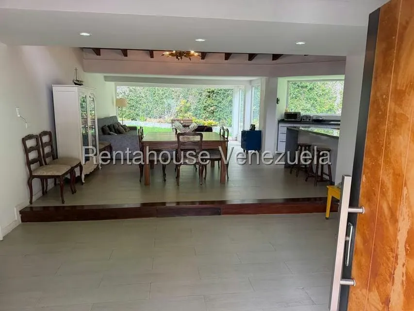 Casa (Duplex) en Alquiler en Santa Gertrudis, Distrito Metropolitano - 3