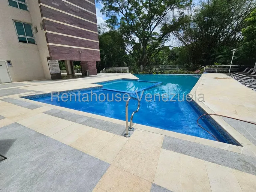Apartamento (1 Nivel) en Alquiler en Campo Alegre, Distrito Metropolitano - 17