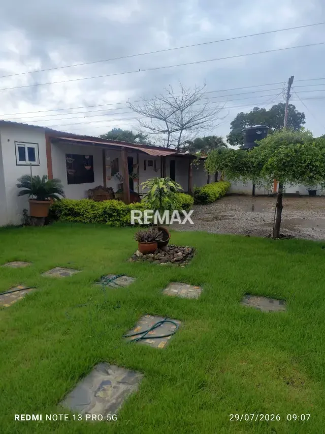 En venta Granja en el sector Espinital - 12