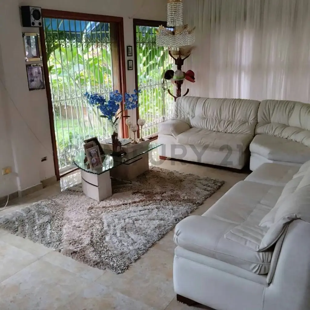 En venta exclusiva propiedad que reúne elegancia y confort. - 2