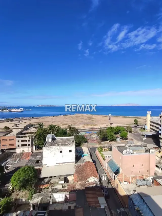BELLO HOTEL EN VENTA ACONDICIONADO Y AMOBLADO EN PUERTO LA CRUZ - 14