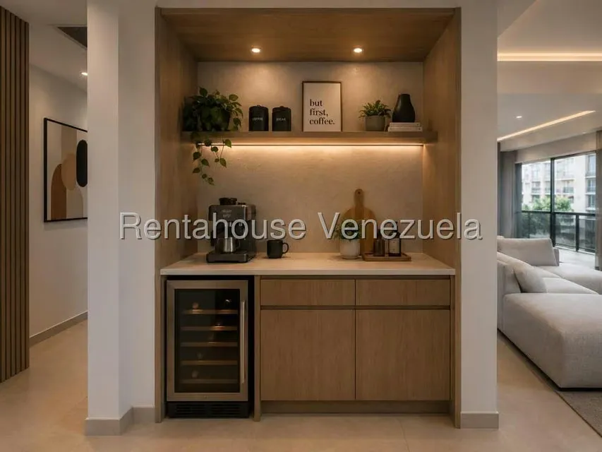 Apartamento (1 Nivel) en Venta en Los Palos Grandes, Distrito Metropolitano - 6