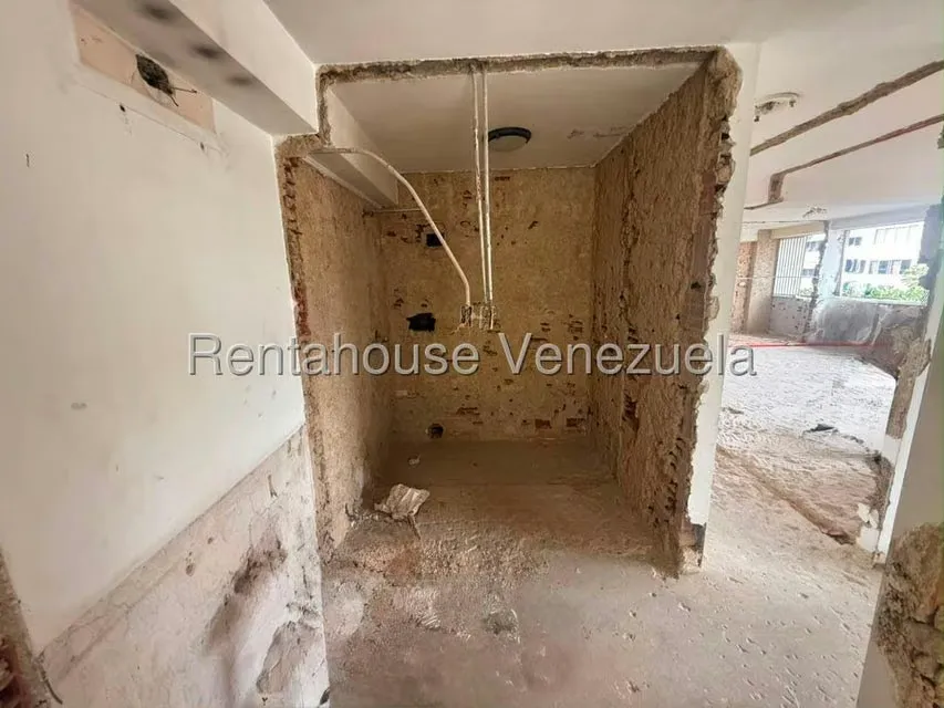 Apartamento (1 Nivel) en Venta en Los Palos Grandes, Distrito Metropolitano - 10