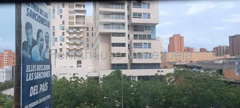 Oficina en Alquiler en Avenida Bella Vista, Zulia