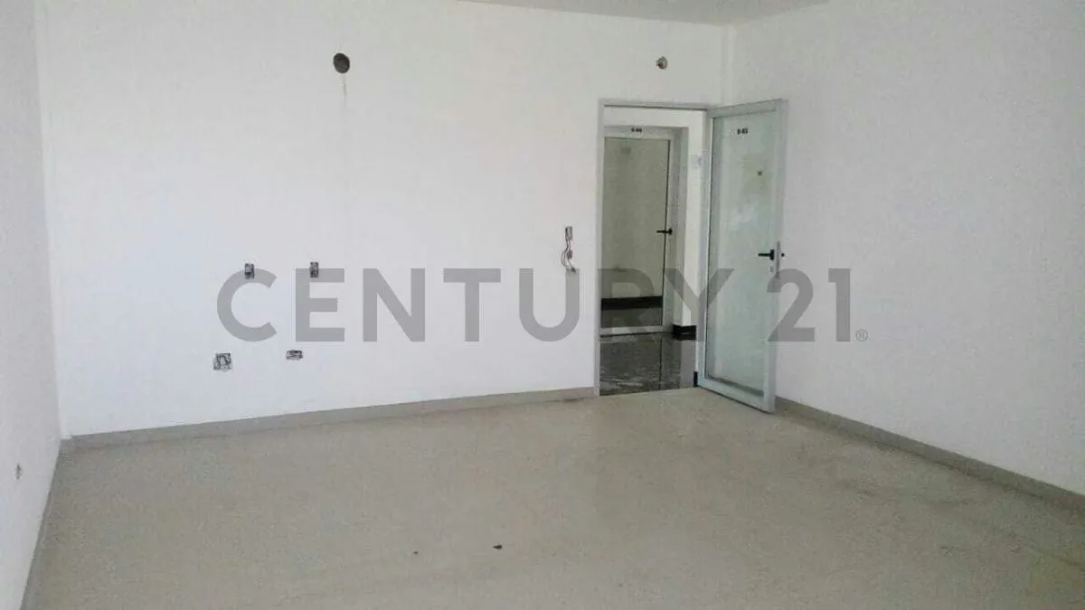 Espaciosa oficina en venta Calle San Rafael Porlamar Isla de Margarita - 3