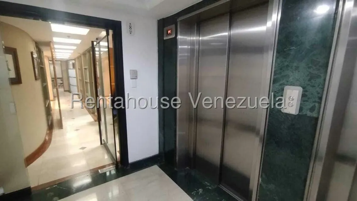 Oficina en Alquiler en Las Mercedes, Distrito Metropolitano - 2