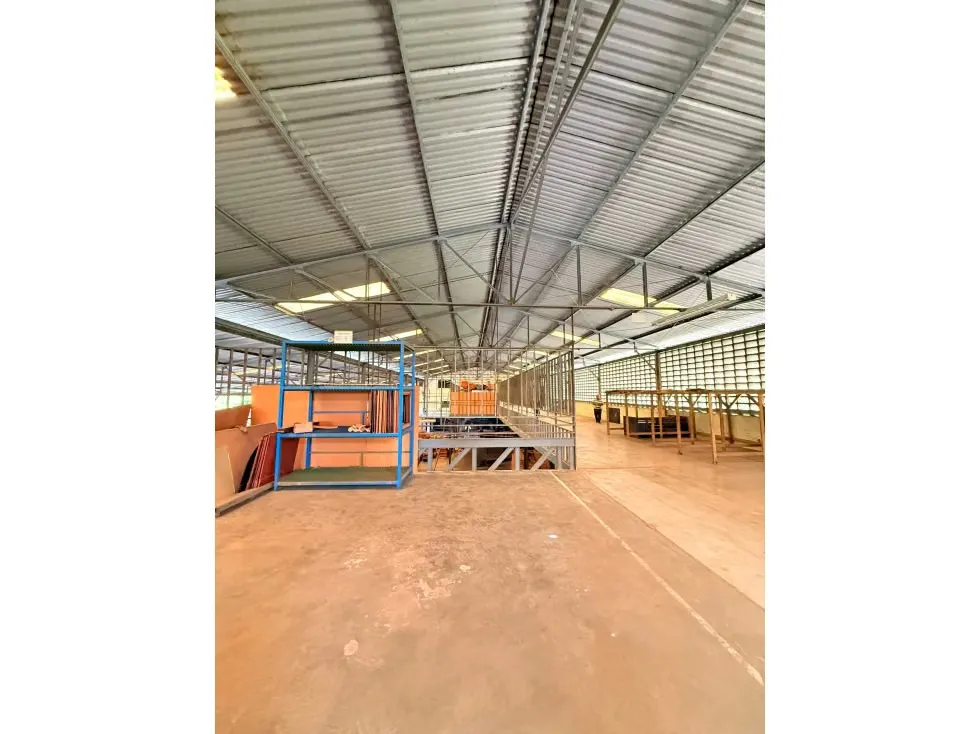 Vendo galpon 6000m2 Los Anaucos 6672 - 6