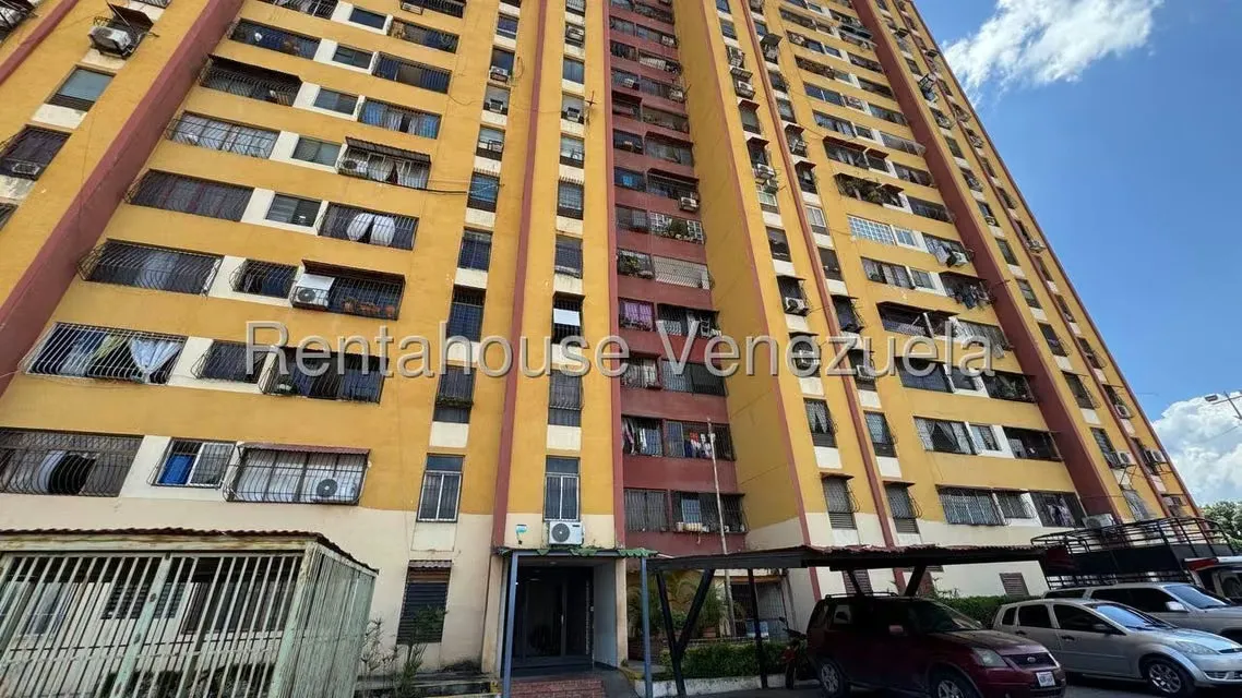 Apartamento (1 Nivel) en Venta en Zona Oeste, Lara - 2