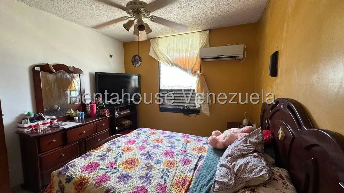 Apartamento (1 Nivel) en Venta en Zona Oeste, Lara - 23