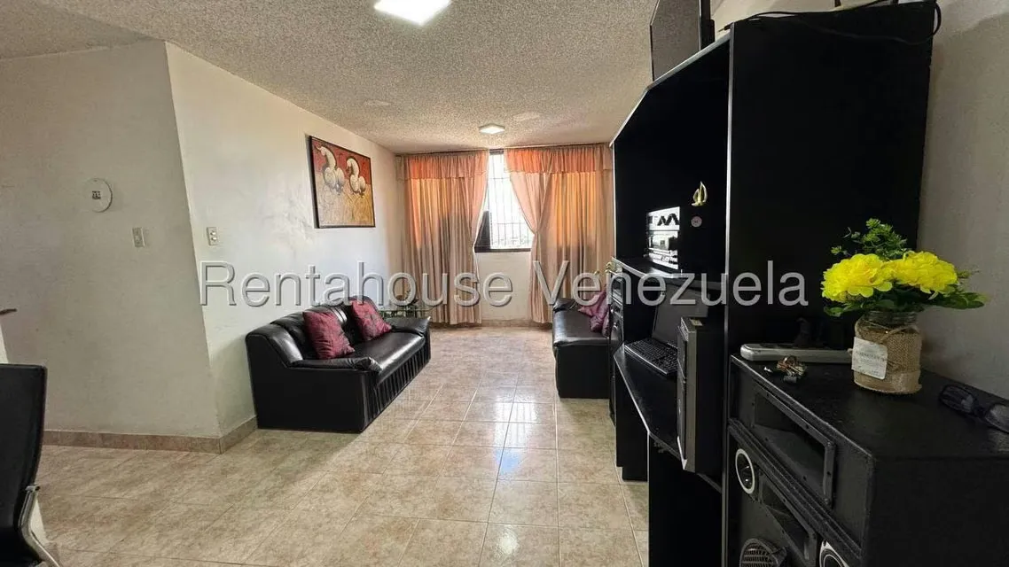 Apartamento (1 Nivel) en Venta en Zona Oeste, Lara - 8