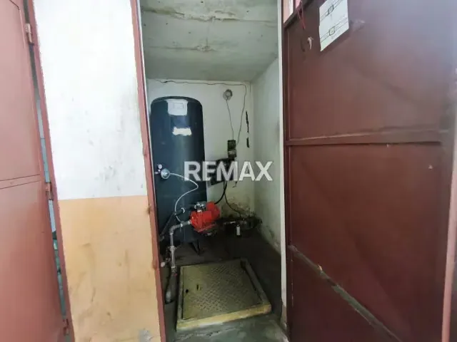 EN VENTA EDIFICIO COMERCIAL DE CUATRO PISOS EN ZONA CENTRO DE MARACAY CALLE PAEZ - 20