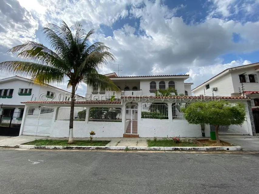 Casa (Contemporaneo) en Venta en Trigal Sur, Carabobo