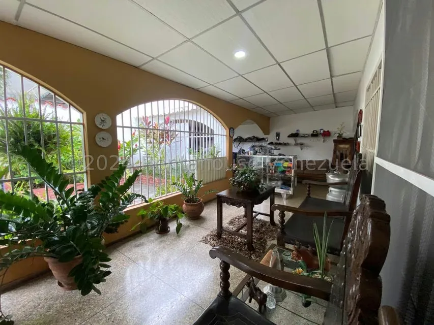 Casa (Contemporaneo) en Venta en Trigal Sur, Carabobo - 29