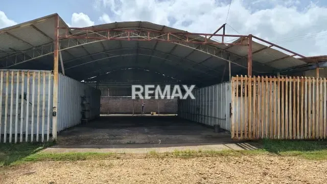 EN ALQUILER TERRENO UBICADO EN LA AV. BELLA VISTA CON ENTRADA PRINCIPAL A LA CRUZ. MATURÍN-MONAGAS