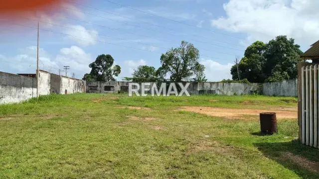 EN ALQUILER TERRENO UBICADO EN LA AV. BELLA VISTA CON ENTRADA PRINCIPAL A LA CRUZ. MATURÍN-MONAGAS - 5