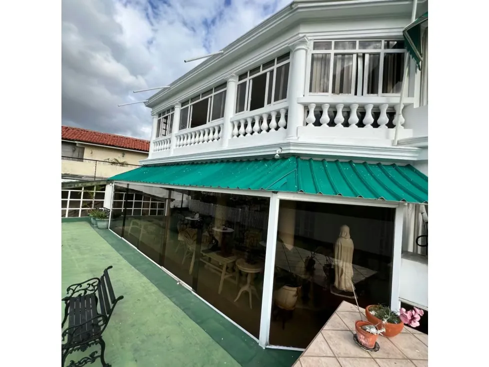 Se vende casa c/ vista al Ávila 811m2 San Luis 2678 - 6
