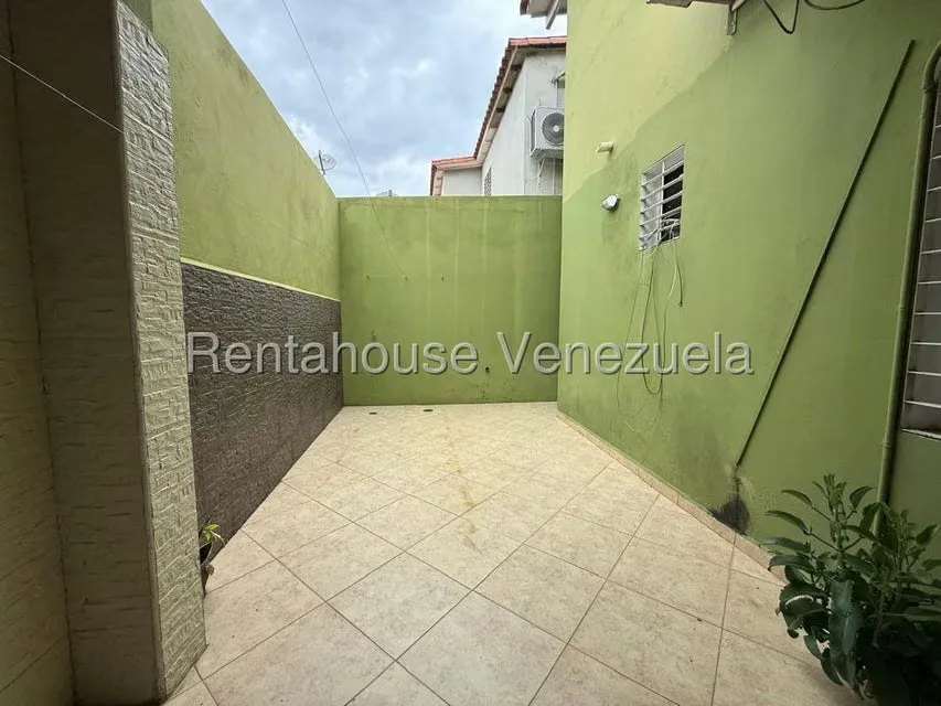 Casa (Duplex) en Venta en Trapiche Villas, Lara - 35