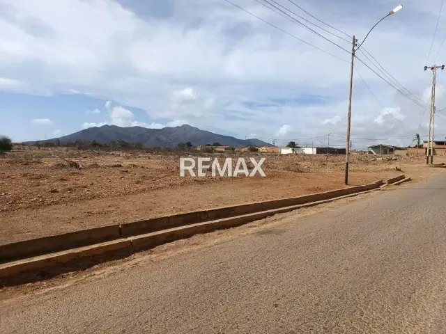TERRENO POTENCIAL PARA INVERSIÓN, EN EL GUATACARAL - 14