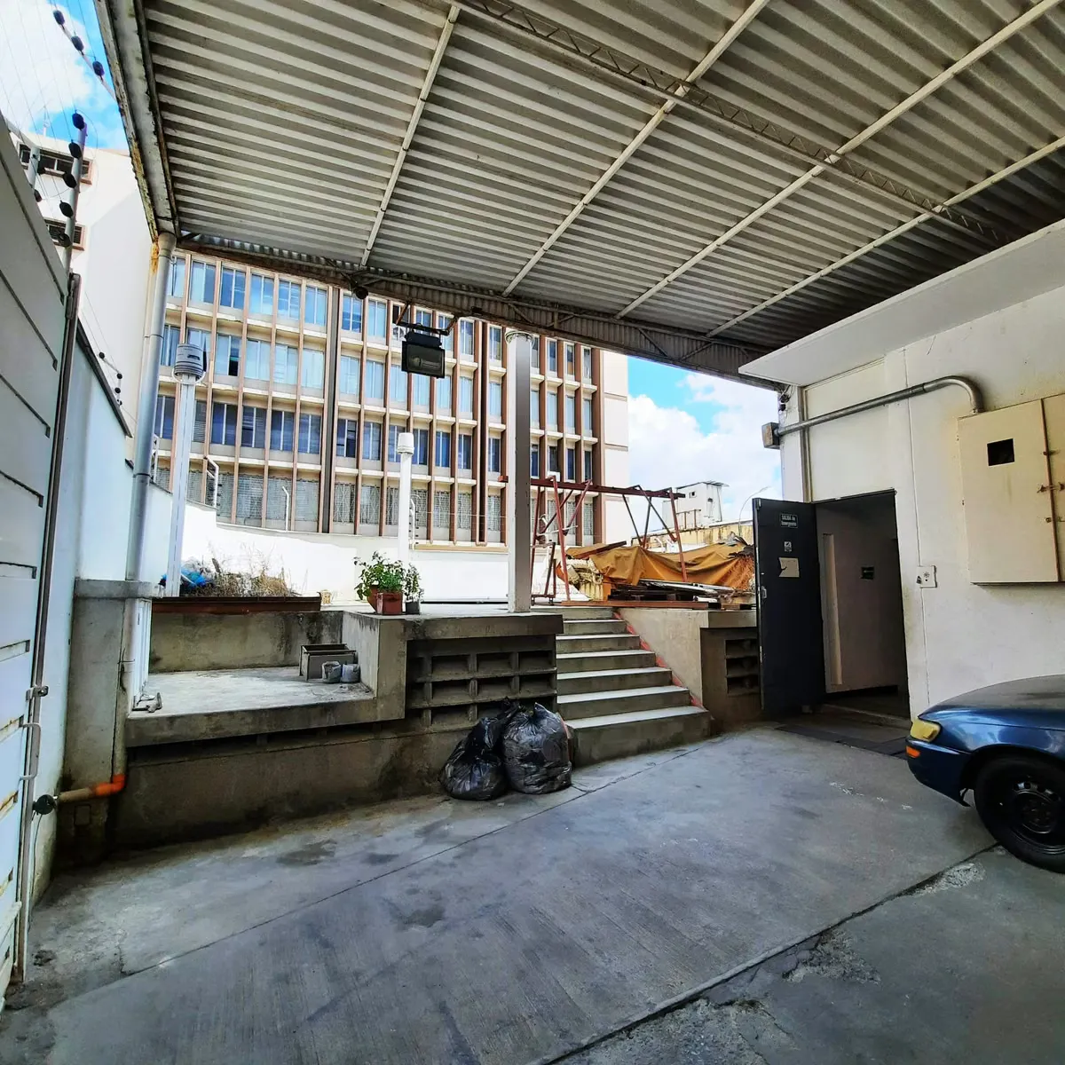 Se Vende Edificio Industrial en Boleita Norte - 19