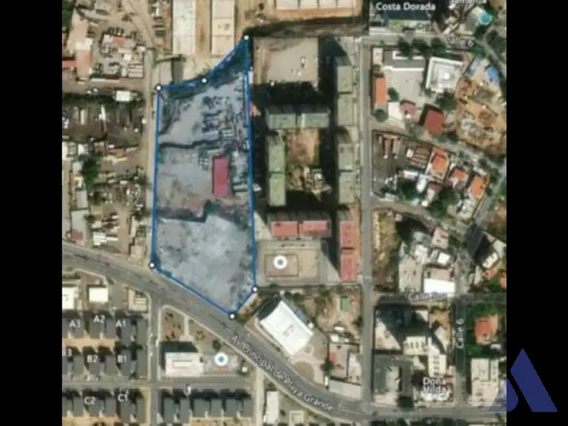 Venta de 2 terreno total 20.892m2 Playa Grande Catia La Mar 4691