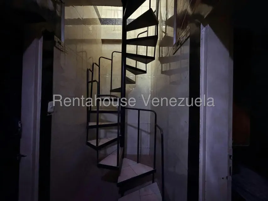 Local Comercial en Venta en Centro, Lara - 23