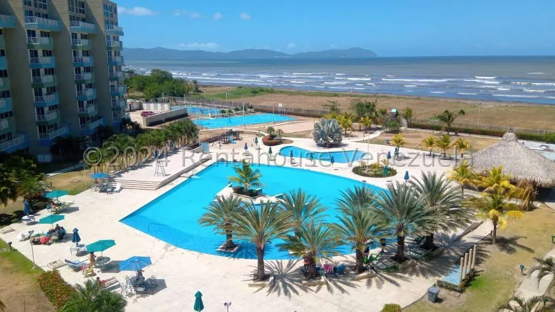 Apartamento (1 Nivel) en Venta en Agua Sal, Miranda - 2