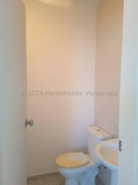 Apartamento (1 Nivel) en Venta en Agua Sal, Miranda - 13