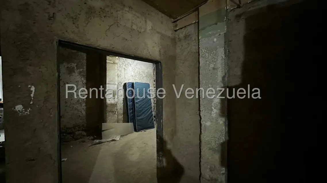 Local Comercial en Venta en Parroquia La Candelaria, Distrito Metropolitano - 12