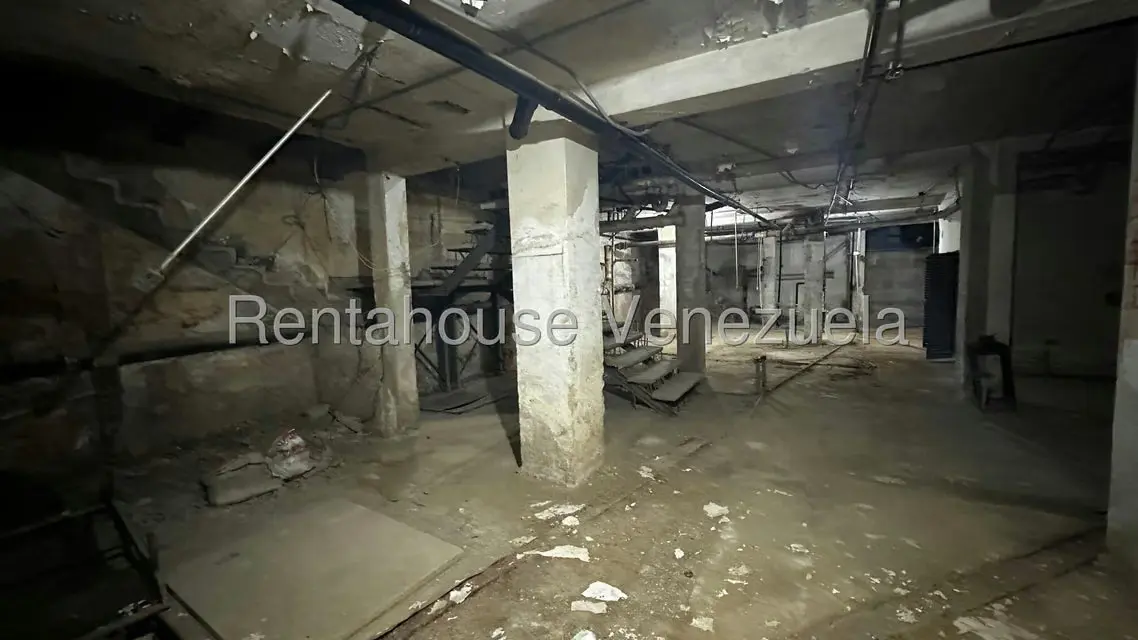 Local Comercial en Venta en Parroquia La Candelaria, Distrito Metropolitano - 16
