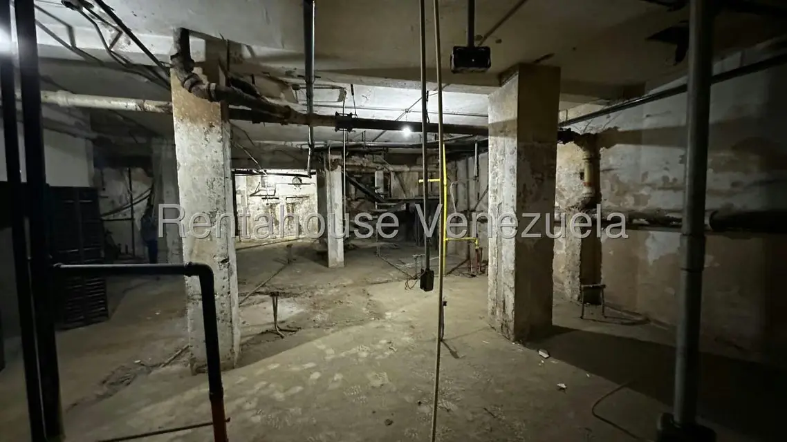 Local Comercial en Venta en Parroquia La Candelaria, Distrito Metropolitano - 17