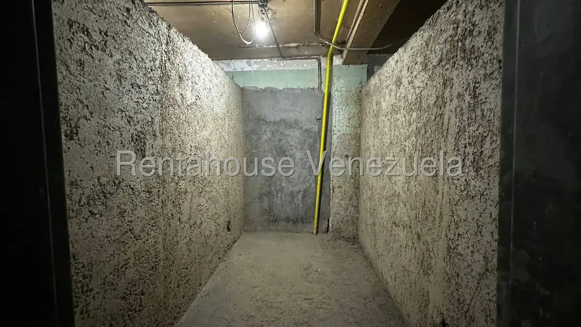 Local Comercial en Venta en Parroquia La Candelaria, Distrito Metropolitano - 21