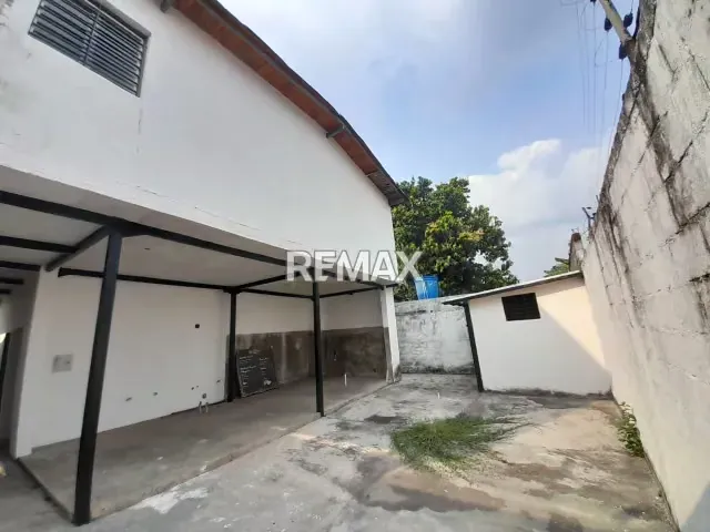 En Venta Alquiler Centro Empresarial Arena Plaza, ubicado en Guanare, en la Carrera 11, entre Calles 11 y 12, Sector La Arenosa. Guanare, Portuguesa, Venezuela - 15