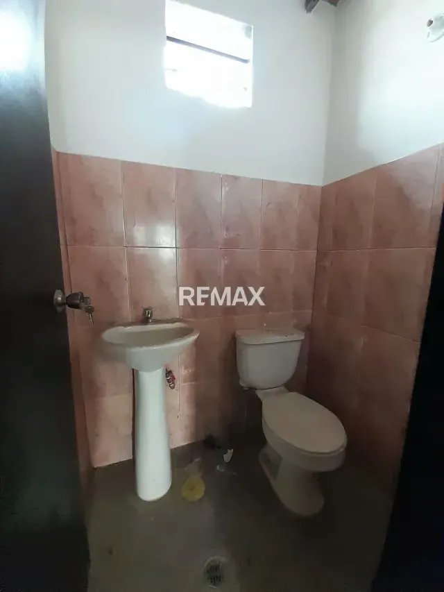 En Venta Alquiler Centro Empresarial Arena Plaza, ubicado en Guanare, en la Carrera 11, entre Calles 11 y 12, Sector La Arenosa. Guanare, Portuguesa, Venezuela - 18