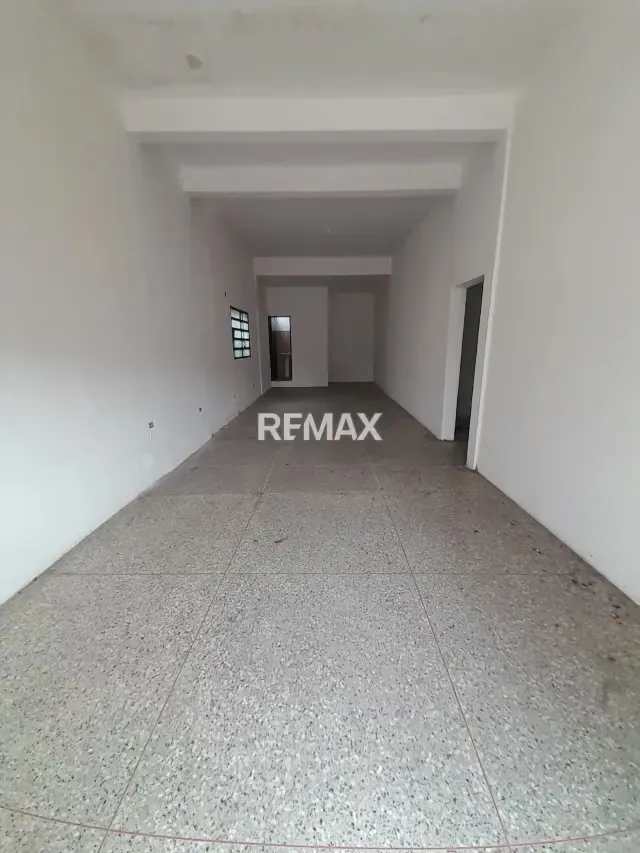 En Venta Alquiler Centro Empresarial Arena Plaza, ubicado en Guanare, en la Carrera 11, entre Calles 11 y 12, Sector La Arenosa. Guanare, Portuguesa, Venezuela - 3