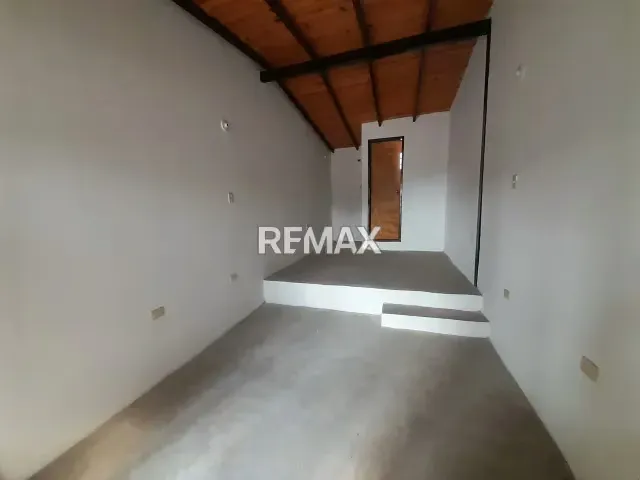 En Venta Alquiler Centro Empresarial Arena Plaza, ubicado en Guanare, en la Carrera 11, entre Calles 11 y 12, Sector La Arenosa. Guanare, Portuguesa, Venezuela - 4