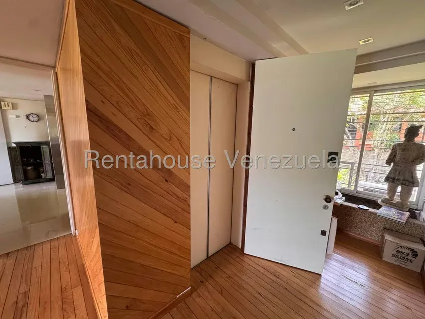 Apartamento (1 Nivel) en Venta en Sebucan, Distrito Metropolitano - 2