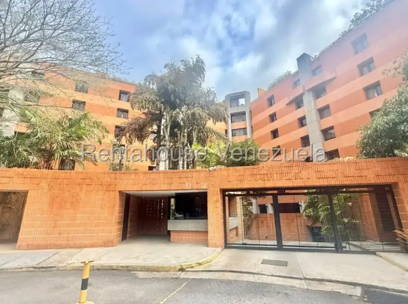 Apartamento (Multiples Niveles) en Venta en Los Samanes, Distrito Metropolitano