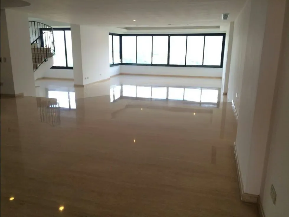 Se vende PH 550m2 4h+s/5.5b+s/5p L.San Roman 5955 - 5