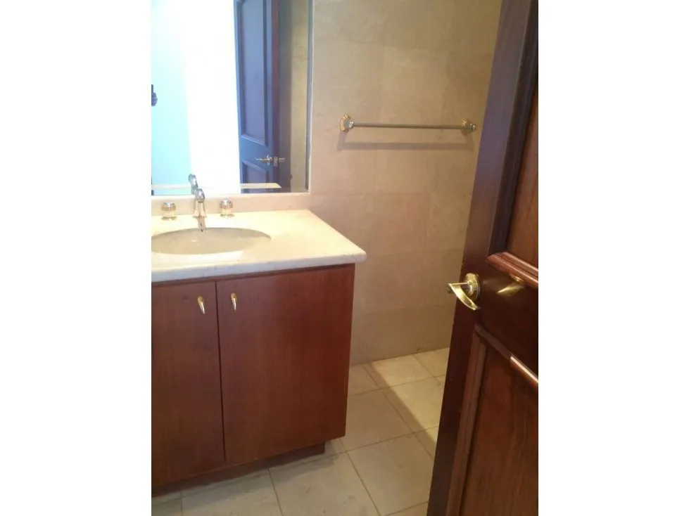 Se vende PH 550m2 4h+s/5.5b+s/5p L.San Roman 5955 - 8