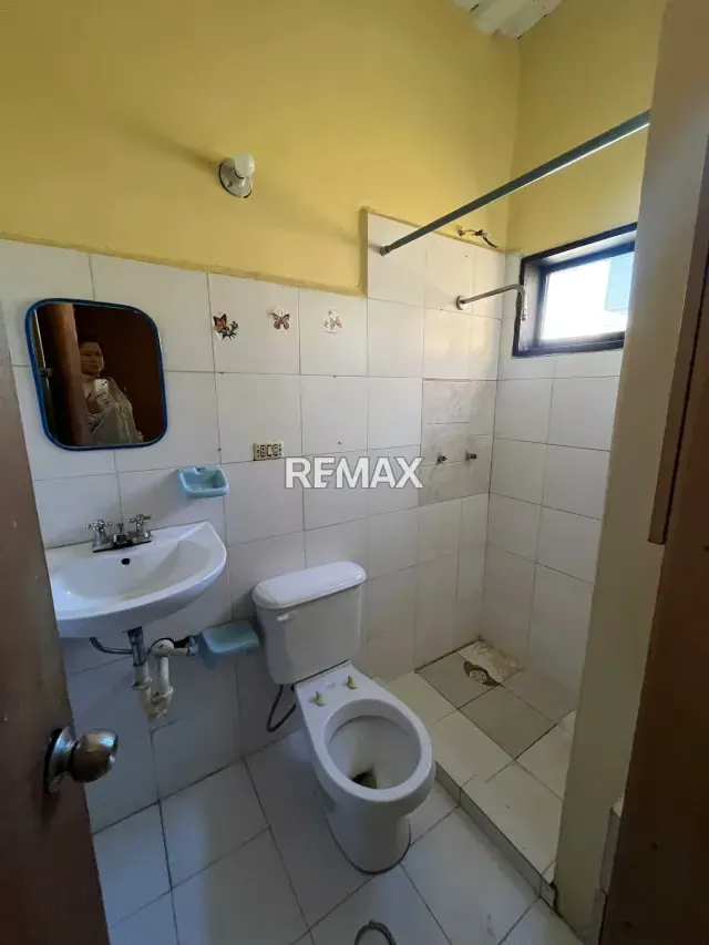 EN VENTA HERMOSA CASA. URBANIZACIÓN PRIVADA PALMA REAL . ARAURE - 5