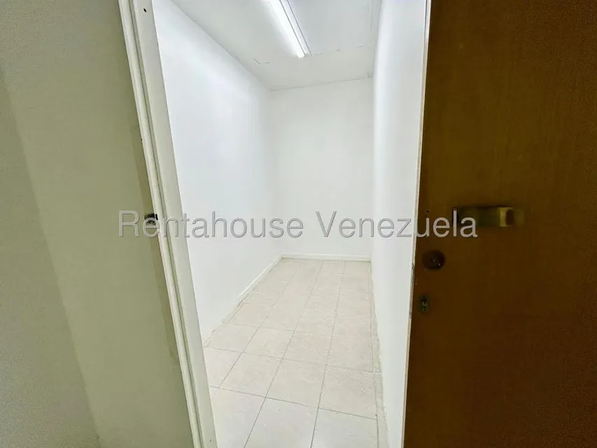 Oficina en Alquiler en Chacaito, Distrito Metropolitano - 13