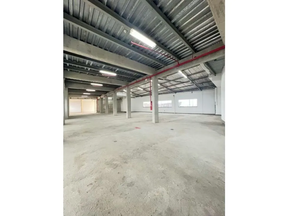 Se alquila galpón 650m2 Mariches 7821 - 7