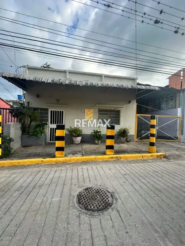 VENTA DE CASA SECTOR CENTRO