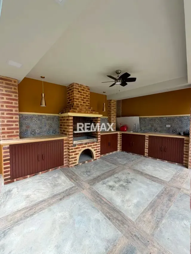 En venta terreno con proyecto de casa 100% aprobado, Ubicada en Sabana Larga - 2