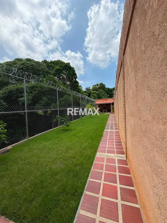 En venta terreno con proyecto de casa 100% aprobado, Ubicada en Sabana Larga - 5