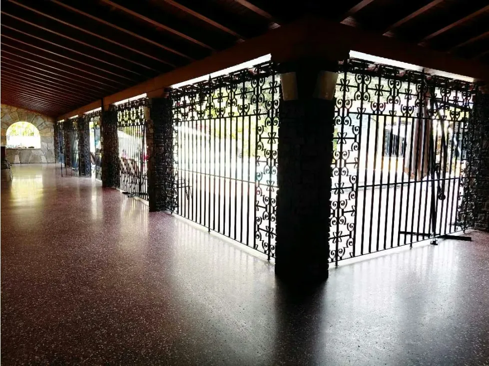 Vendo casa 10.350m2 de terreno El Hatillo 5732 - 17