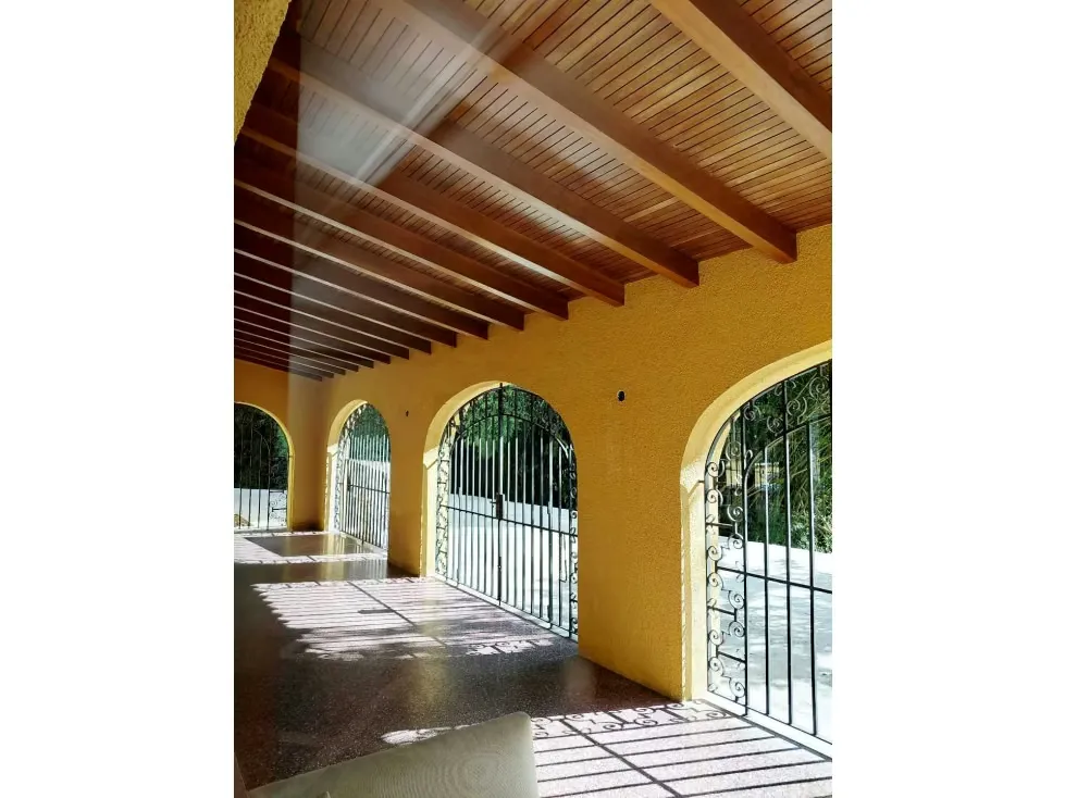 Vendo casa 10.350m2 de terreno El Hatillo 5732 - 9