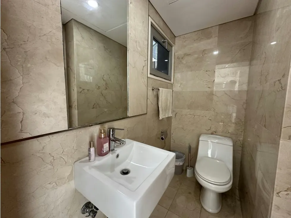 Exclusivo Apartamento en Alquiler en Campo Alegre Bella - 10