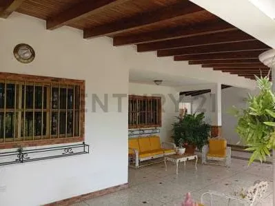 CASA QUINTA DUPLEX EN PALOSANO DE LA ASUNCION - 2