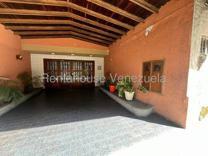 Apartamento (1 Nivel) en Venta en El Llanito, Distrito Metropolitano - 2